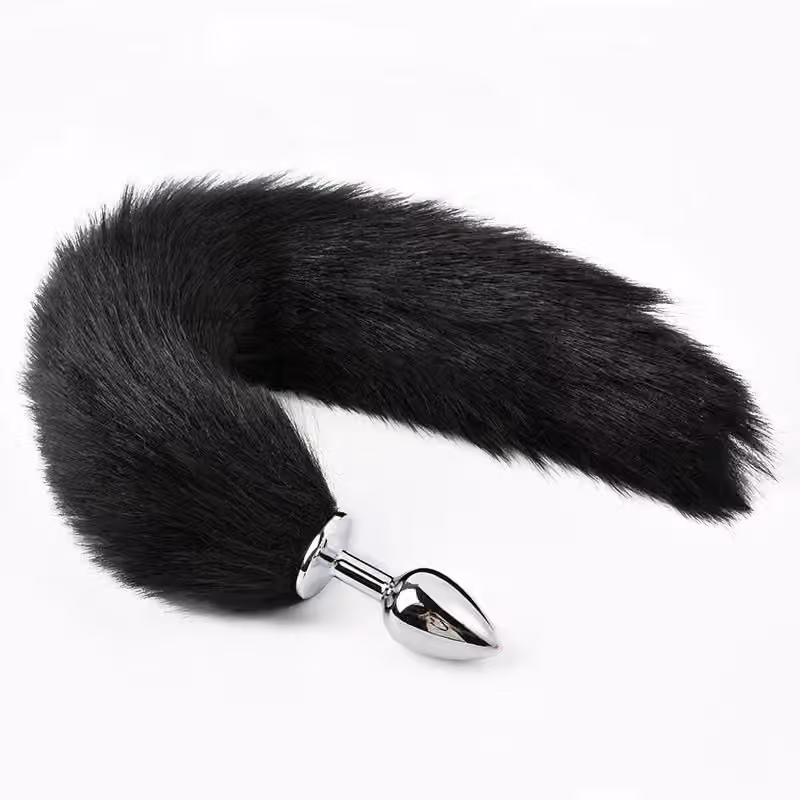 Анальная пробка Black с искусственным хвостом, 2,2 см