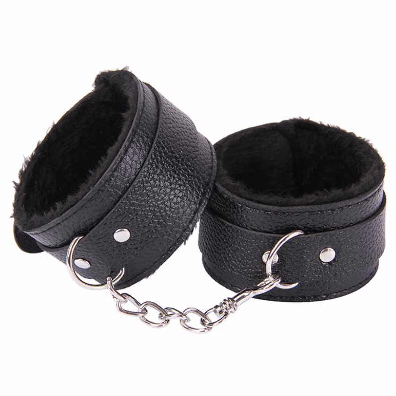 Наручники Fur Cuffs